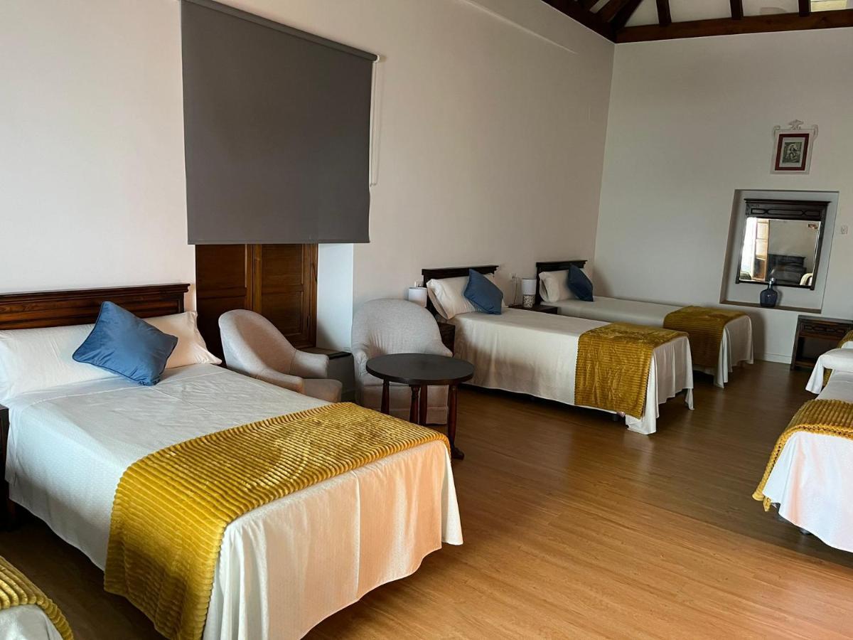 Clarisas Suites Carmona Kültér fotó